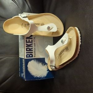 NIB Birkenstock Gizeh Sandal